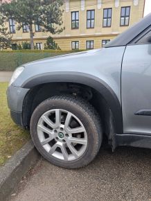 Extensions d'ailes en plastique pour Skoda Yeti (2009-2017)