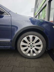 Extensions d'ailes en plastique pour Skoda Superb II (2008-2013)