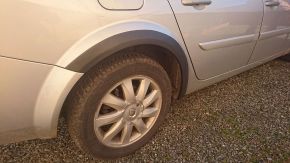 Extensions d'ailes en plastique pour Renault Megane II break (2002-2009), version 5 portes