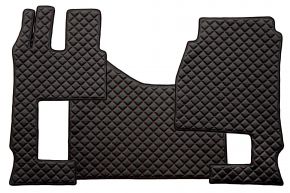 Tapis en simili cuir Q pour MERCEDES ACTROS MP 5 (dès 01.2019) - automatique - siège passager rabattable - Noir/rouge