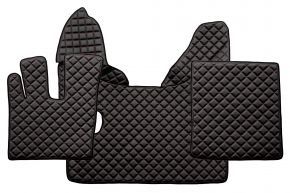 Tapis en simili cuir Q pour DAF XF 106 (01.2014-09.2021) - manuelle - Noir/rouge