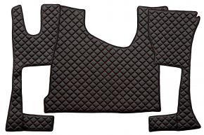 Tapis en simili cuir Q pour MERCEDES ACTROS MP 4 (01.2011-12.2018) - cabine étroite (230 cm) - compartiment de rangement plus grand - Noir/rouge