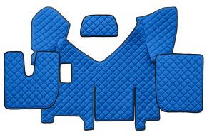 Tapis en simili cuir Q pour IVECO STRALIS HI-WAY (01.2013-12.2016) - manuelle - version avec réfrigérateur - Bleu