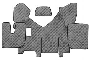 Tapis en simili cuir Q pour IVECO STRALIS HI-WAY (01.2013-12.2016) - manuelle - version avec réfrigérateur - Gris