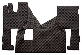 Tapis en simili cuir Q pour VOLVO FH 5 (dès 01.2020) - manuelle - Noir/rouge