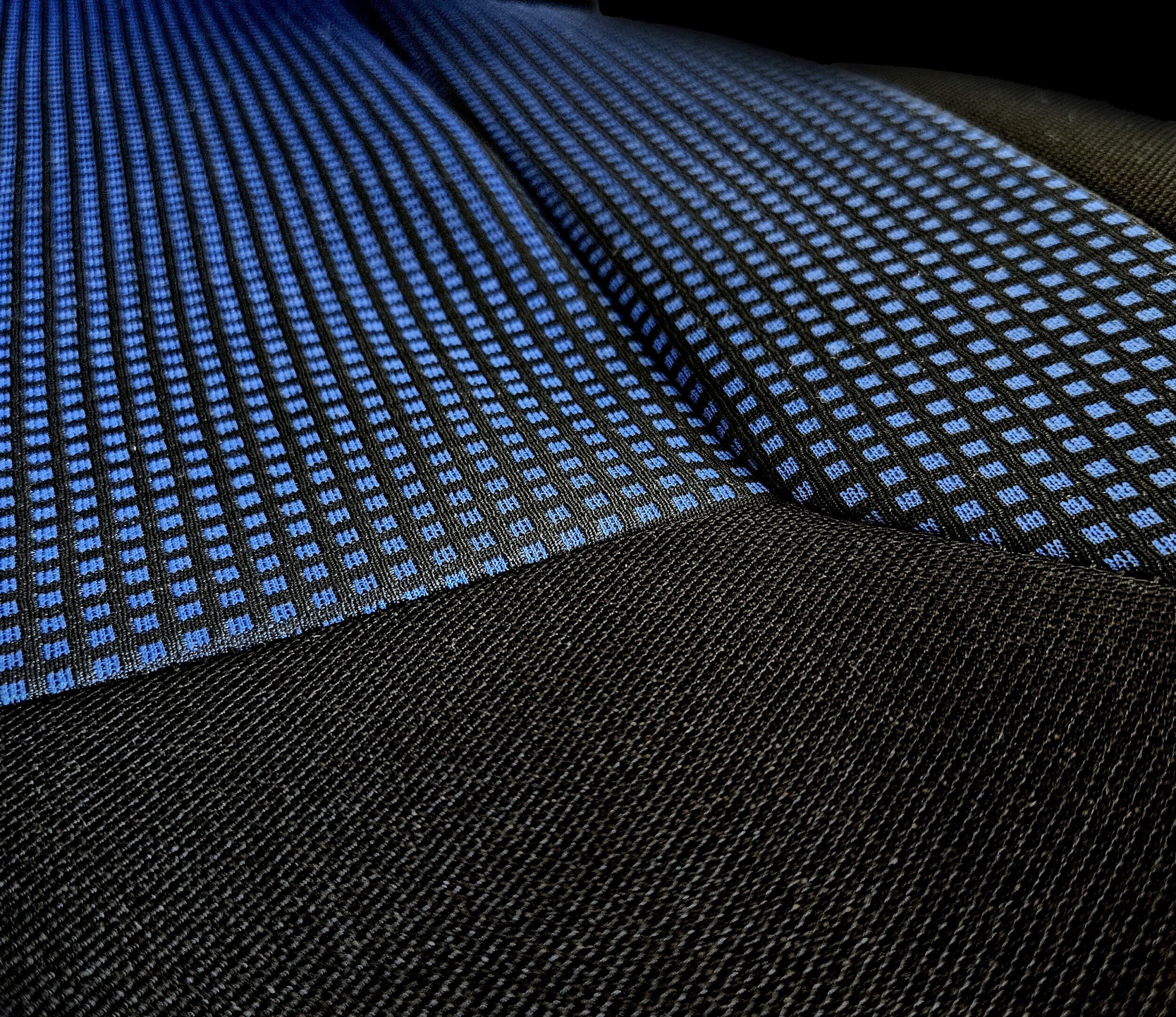 Détail du tissu jacquard bleue ROYAL